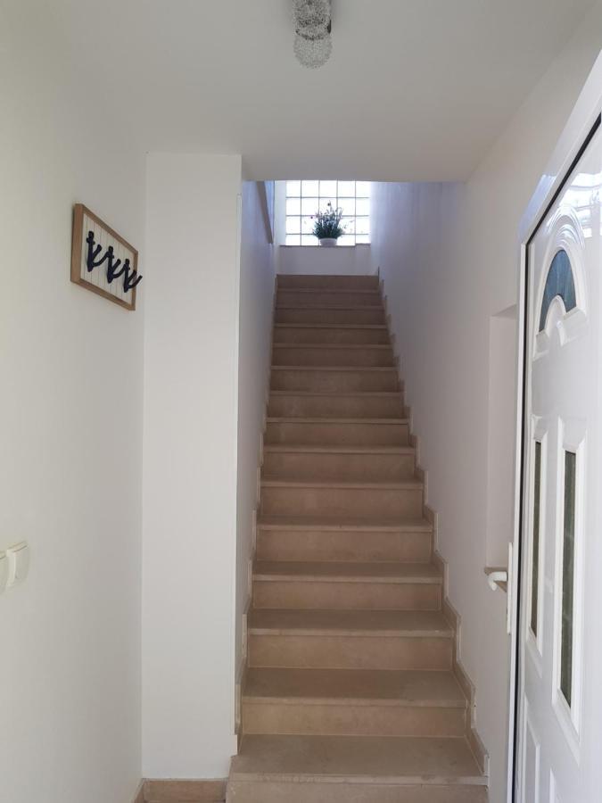 Apartments Ivana Rab Раб Екстериор снимка