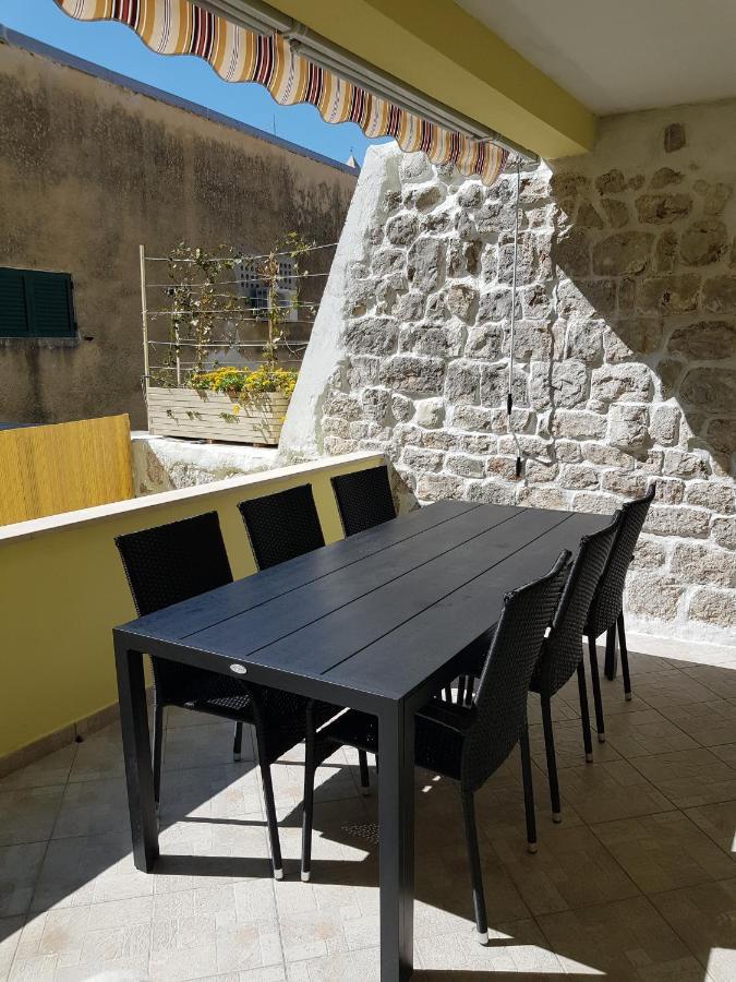 Apartments Ivana Rab Раб Екстериор снимка